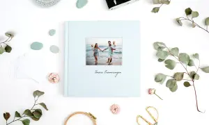 Fotobuch im quadratischen Format erstellen, Familie am Strand als Cover Foto